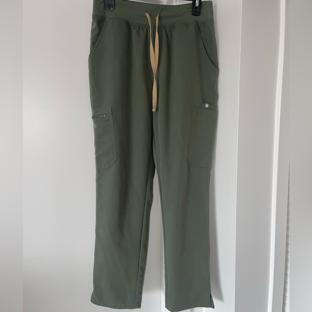 Figs Straight Leg Scrub Pants in Olive Green with Tan Drawstring